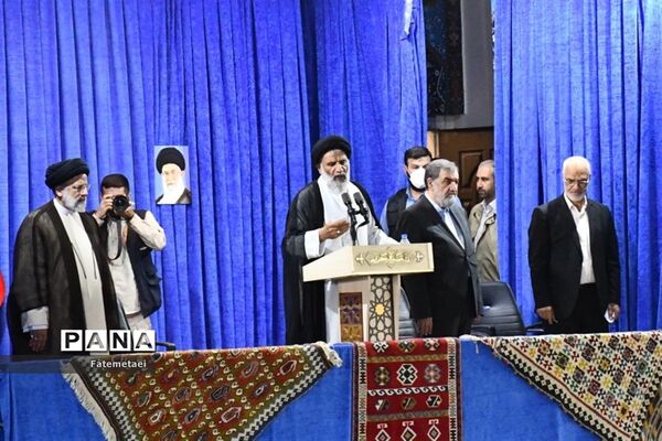 حضور پرشور مردم ولایتمدار استان خوزستان در دیدار با رئیس  جمهور