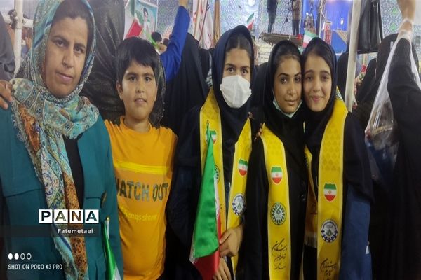 حضور پرشور مردم ولایتمدار استان خوزستان در دیدار با رئیس  جمهور