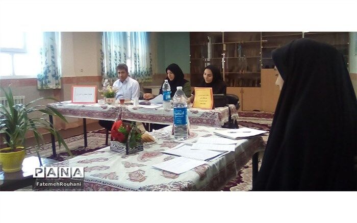 برگزاری مناظره علمی جشنواره خوارزمی در شهرستان خلیل‌آباد
