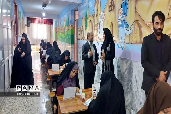 جشنواره دست نوشته‌های طلایی در دبستان شهدای فرهنگی ناحیه۷مشهد