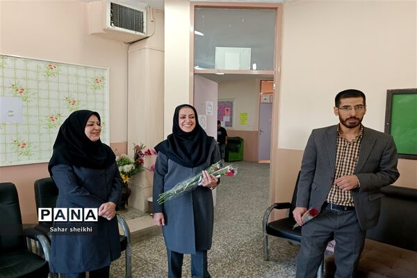 آیین تجلیل از مشاوران مرکز مشاوره رازی ملارد