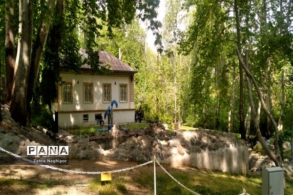 بازدید دانش‌آموزان پاکدشتی از کاخ سعدآباد