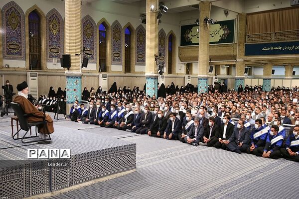 دیدار جمعی از کارگران سراسر کشور با مقام معظم رهبری