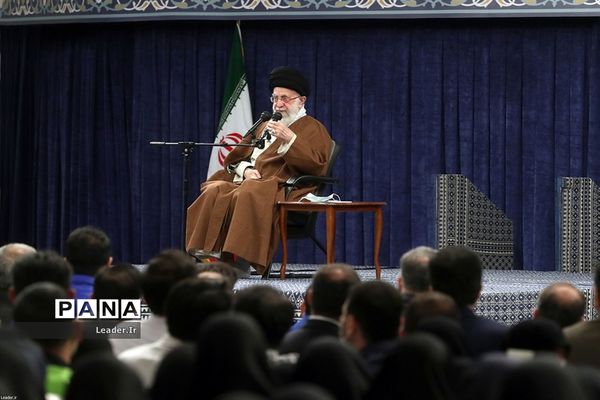 دیدار جمعی از کارگران سراسر کشور با مقام معظم رهبری