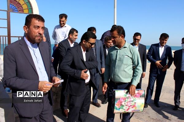 همایش پیاده‌روی و مسابقات ورزشی کارمندان در بوشهر