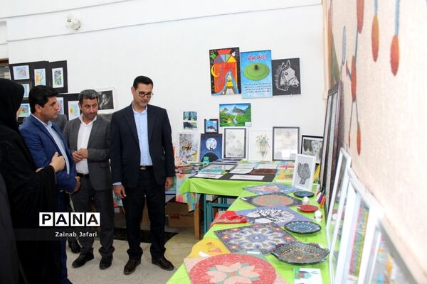 افتتاحیه نمایشگاه استانی درس فرهنگ و هنر در بوشهر