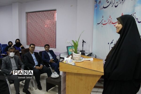 افتتاحیه نمایشگاه استانی درس فرهنگ و هنر در بوشهر