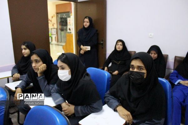 افتتاحیه نمایشگاه استانی درس فرهنگ و هنر در بوشهر