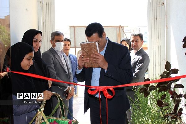 افتتاحیه نمایشگاه استانی درس فرهنگ و هنر در بوشهر