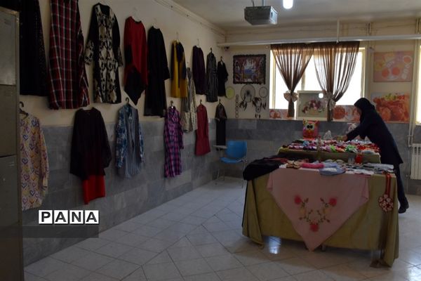 معرفی رشته‌های هنرستان حافظ در آموزش و پرورش ناحیه یک