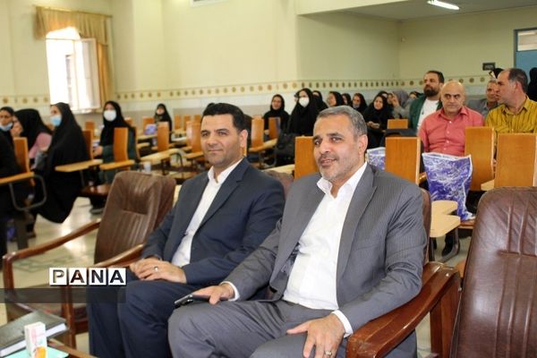 مراسم بزرگداشت روز مشاوردرآموزش و پرورش ناحیه 2 شهرری