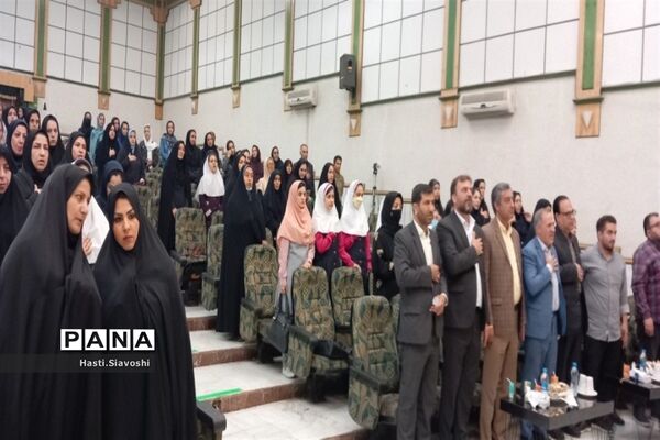 تقدیر از نفرات برتر پاکدشتی در دومین جشنواره ملی تئاتر درسی