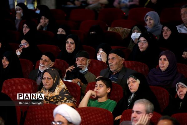 ششمین کنگره معلمان و 110 دانش‌آموز شهید منطقه 16