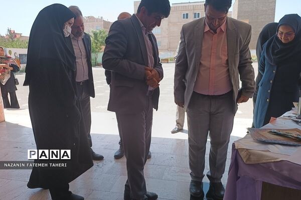 آیین نواختن زنگ هفته سلامت در فشافویه