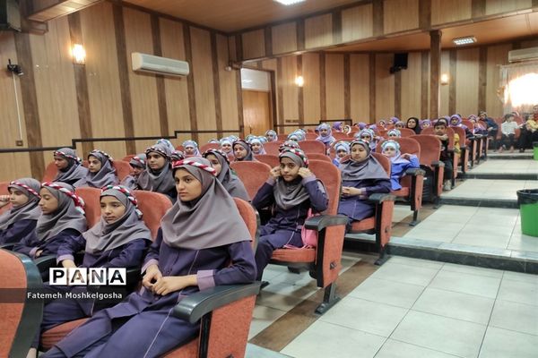 جشنواره سرود دانش‌آموزی آوای اردیبهشت ناحیه 3 شیراز