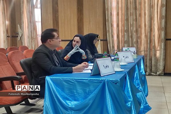 جشنواره سرود دانش‌آموزی آوای اردیبهشت ناحیه 3 شیراز