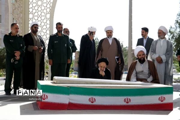 دیدار نماینده ولی فقیه با فرماندهان سپاه خراسان جنوبی به‌مناسبت روز عقیدتی سیاسی