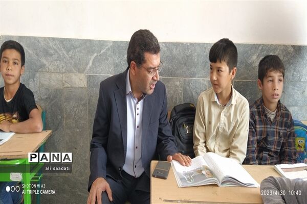 بازدید معاون آموزشی مدیریت آموزش و پرورش شهرستان کلات از مدارس روستاهای مرزی حوزه پساکوه