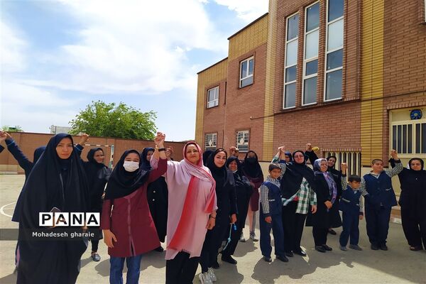 اجرای طرح شهید خرازی به‌مناسبت هفته سلامت در دبیرستان شهدای طغان بخش جوادآباد