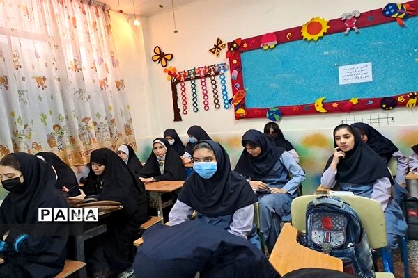 برگزاری همایش رهبران جوان سازمان دانش‌آموزی ناحیه یک کرج