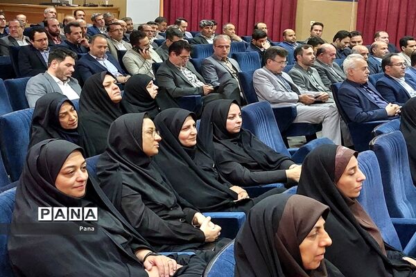 آغاز برنامه‌های گرامیداشت هفته معلم در آذربایجان شرقی