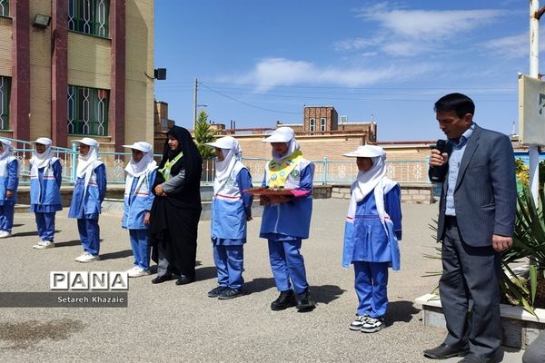 بازدید و تقدیر از برگزیدگان پویش‌های سازمان دانش‌آموزی شهرستان ششتمد