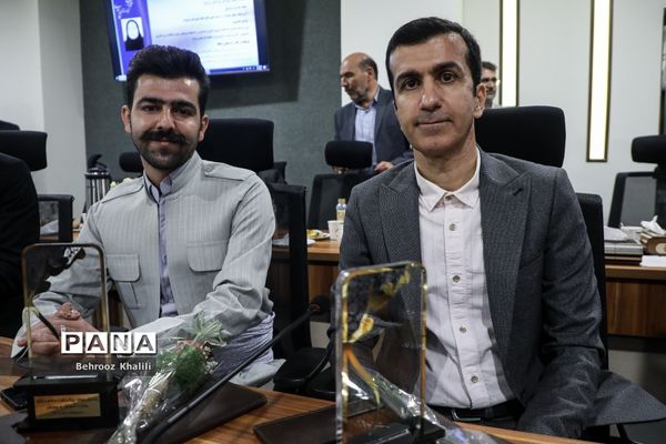 آیین تجلیل از معلمان نمونه کشوری