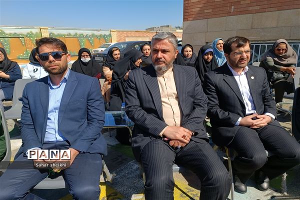 آیین سپاس معلم در آموزشگاه فرزانگان ملارد