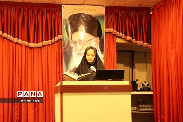 برگزاری نمایشگاه هفته مشاغل با هدف مهارت آموزی