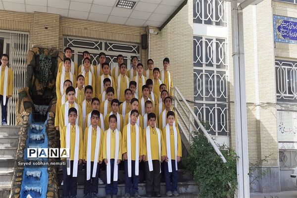 مراسم تقدیر از فرهنگیان در اداره آموزش و پرورش ناحیه2