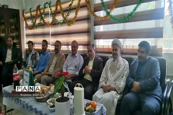 برگزاری جشنواره زیست‌شناسی در دبیرستان کوثر