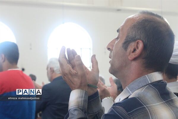 اقامه نماز جمعه در گلوگاه