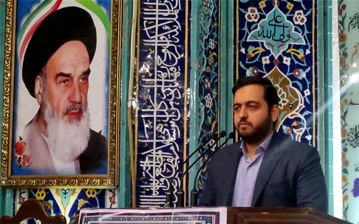 امروز معلمان بدون شناخت فضای مجازی نمی‌توانند با دانش‌آموزان ارتباط برقرار کنند