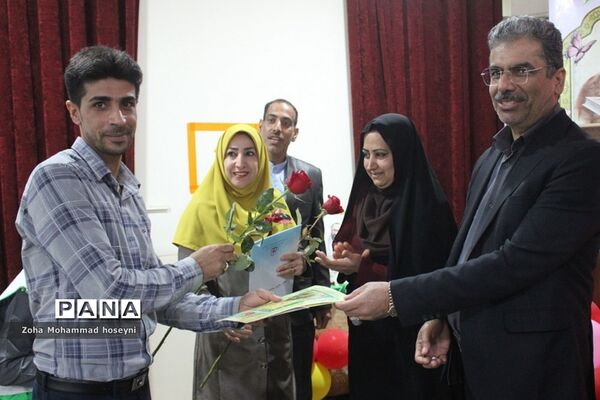 جشن سپاس معلم در آموزشگاه شهید فولادی 2 بوشهر