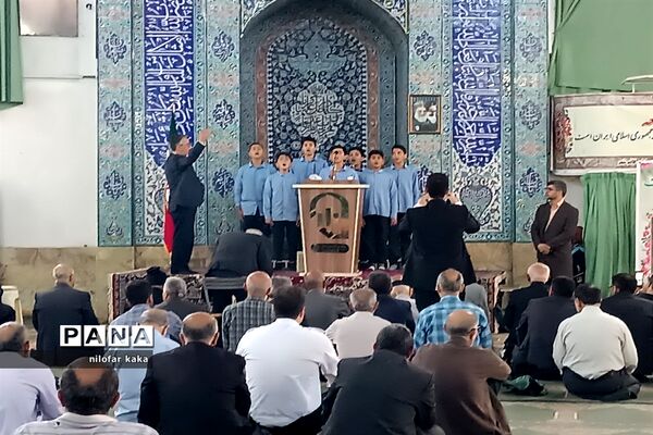 اجتماع بزرگ فرهنگیان شهرستان قائمشهر به مناسبت هفته گرامیداشت مقام معلم در مصلی
