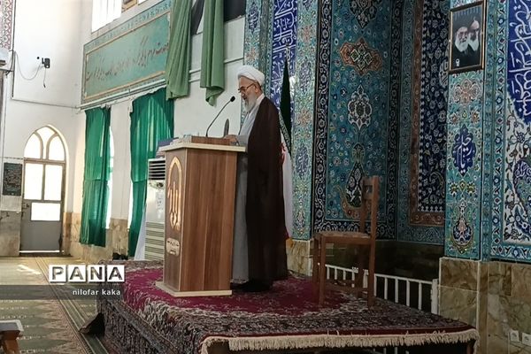 اجتماع بزرگ فرهنگیان شهرستان قائمشهر به مناسبت هفته گرامیداشت مقام معلم در مصلی