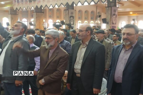 اقامه نماز جمعه در مصلی حضرت امام خمینی (ره) ساری به‌ امامت آیت الله محمدی لایینی نماینده ولی‌فقیه