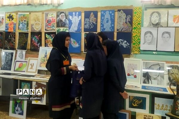 بازدید دانش‌آموزان دبیرستان ندای‌زهرا(س) از هنرستان فاطمیه قرچک