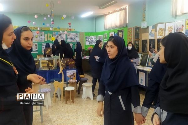 بازدید دانش‌آموزان دبیرستان ندای‌زهرا(س) از هنرستان فاطمیه قرچک