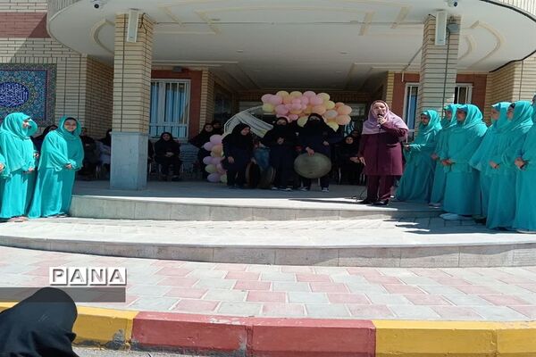 مراسم گرامیداشت هفته معلم در مدرسه شاهد منتصرین