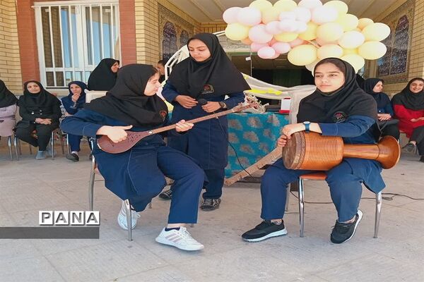 مراسم گرامیداشت هفته معلم در مدرسه شاهد منتصرین