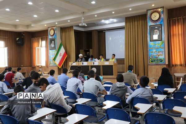 سومین نشست یازدهمین دوره مجلس دانش‌آموزی ناحیه ۵مشهدمقدس