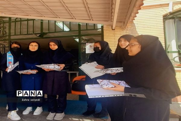 جشن گرامیداشت هفته مقام معلم در مدرسه فاطمه الزهرا