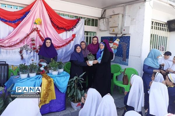 جشن روز معلم در دبستان حضرت زهرا(س)۲ رودهن