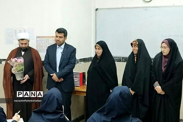 مراسم سپاس معلم در مدارس شهرستان فیروزکوه