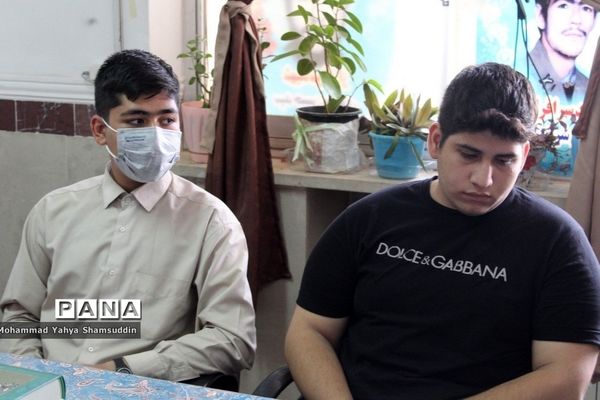 دیدار نمایندگان مجلس دانش‌آموزی سمنان با معاونت پرورشی شهرستان سمنان