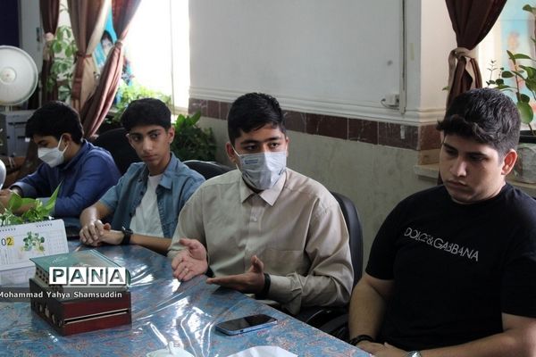 دیدار نمایندگان مجلس دانش‌آموزی سمنان با معاونت پرورشی شهرستان سمنان