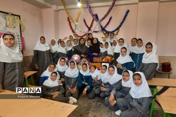 جشن روز معلم در دبستان جانمحمدی صفادشت