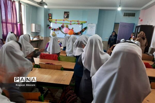 جشن روز معلم در دبستان جانمحمدی صفادشت