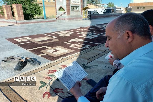 مراسم زیارت عاشورا به مناسبت هفته معلم در کنار مزار مطهر شهدای گمنام بهبهان